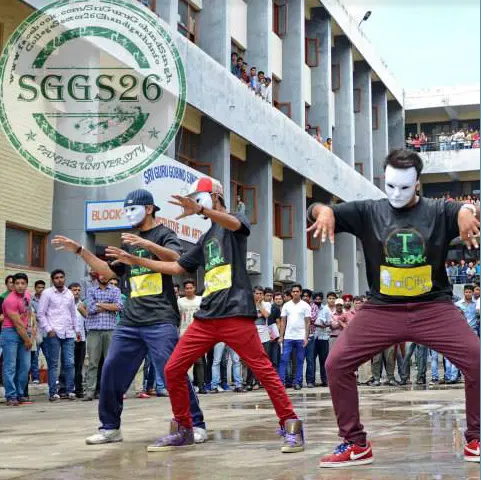 sri-guru-gobind-singh-college-sggs_001.png