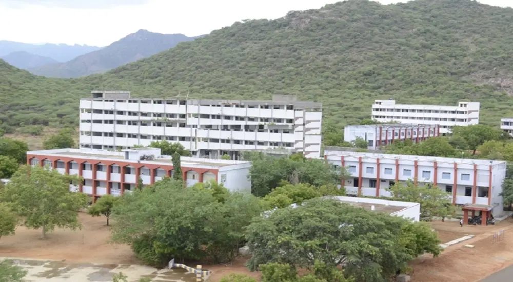 arulmigu-kalasalingam-college-of-pharmacy-akcp_001.jpg