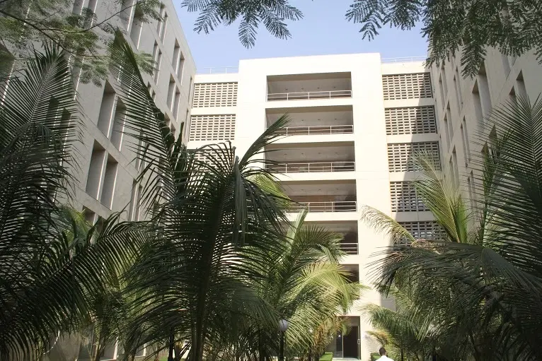 faculty-of-management-sciences-adani-university-fms_001.jpg