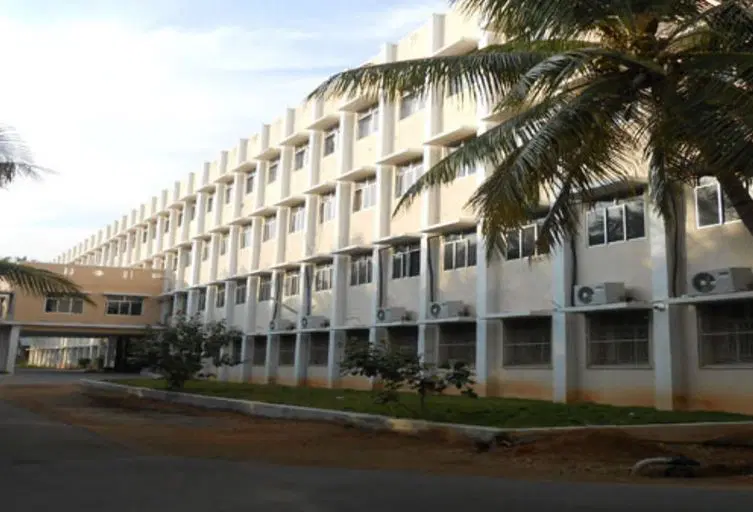 m-kumarasamy-college-of-engineering-mkce_001.jpg