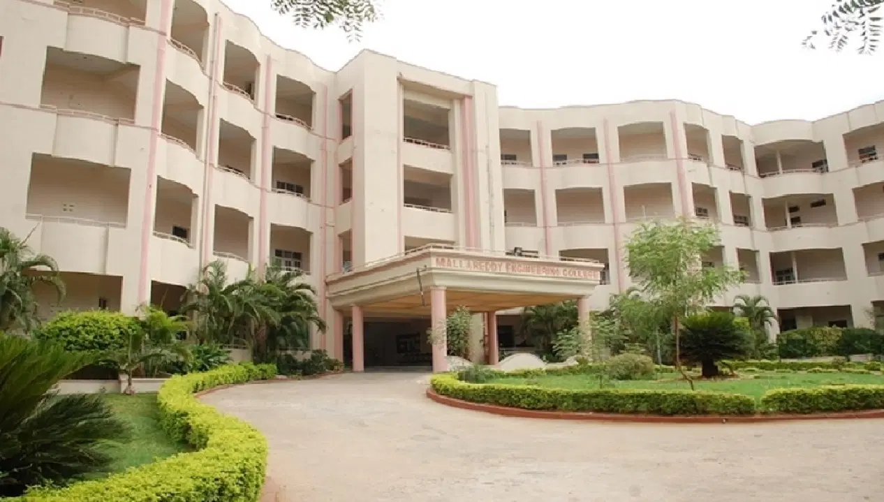malla-reddy-engineering-college-mrec_001.jpg