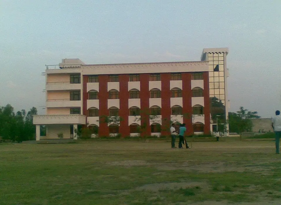 moradabad-institute-of-technology-mit_001.jpg