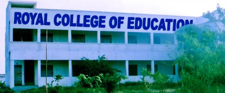 royal-college-of-education-krishnagiri-campus_001.jpg