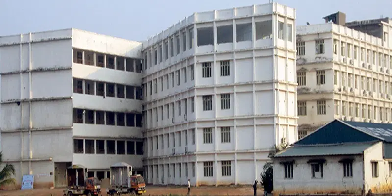 usha-rama-college-of-engineering-and-technology-urce_001.jpg