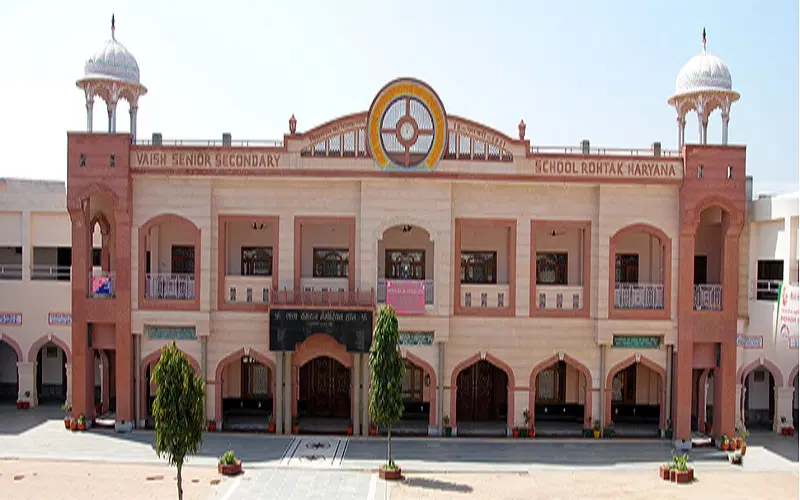 vaish-college-of-education_001.jpg
