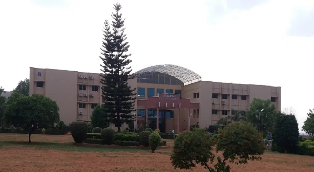 vardhaman-college-of-engineering-vce_001.jpg