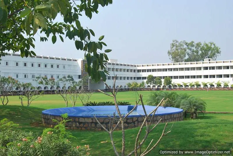 dhote-bandhu-science-college_001.jpg