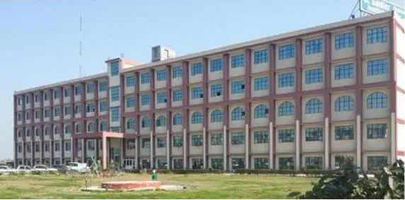 st-soldier-institute-of-pharmacy-polytechnic_001.jpg