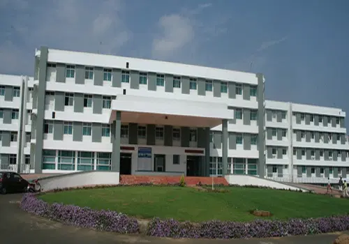 mes-medical-college-and-hospital_001.jpg