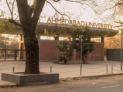 ahmedabad-university_001.jpeg
