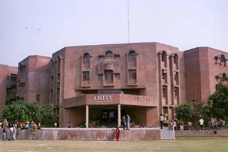 amity-university_001.jpg