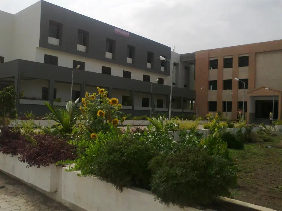 arun-muchhala-engineering-college-amec_001.jpg