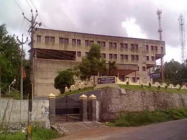 college-of-engineering-adoor-cea_001.jpg