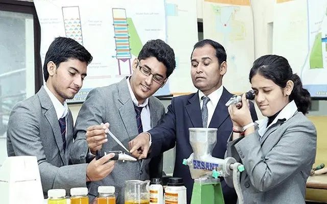 dr-dy-patil-college-of-agriculture-business-management_001.jpg