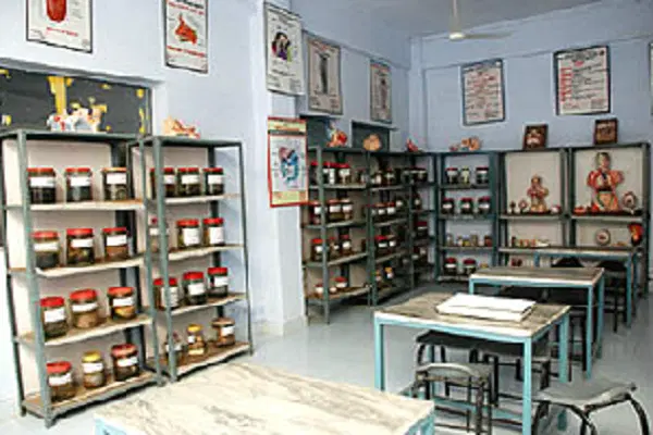 guru-nanak-ayurvedic-medical-college_001.png