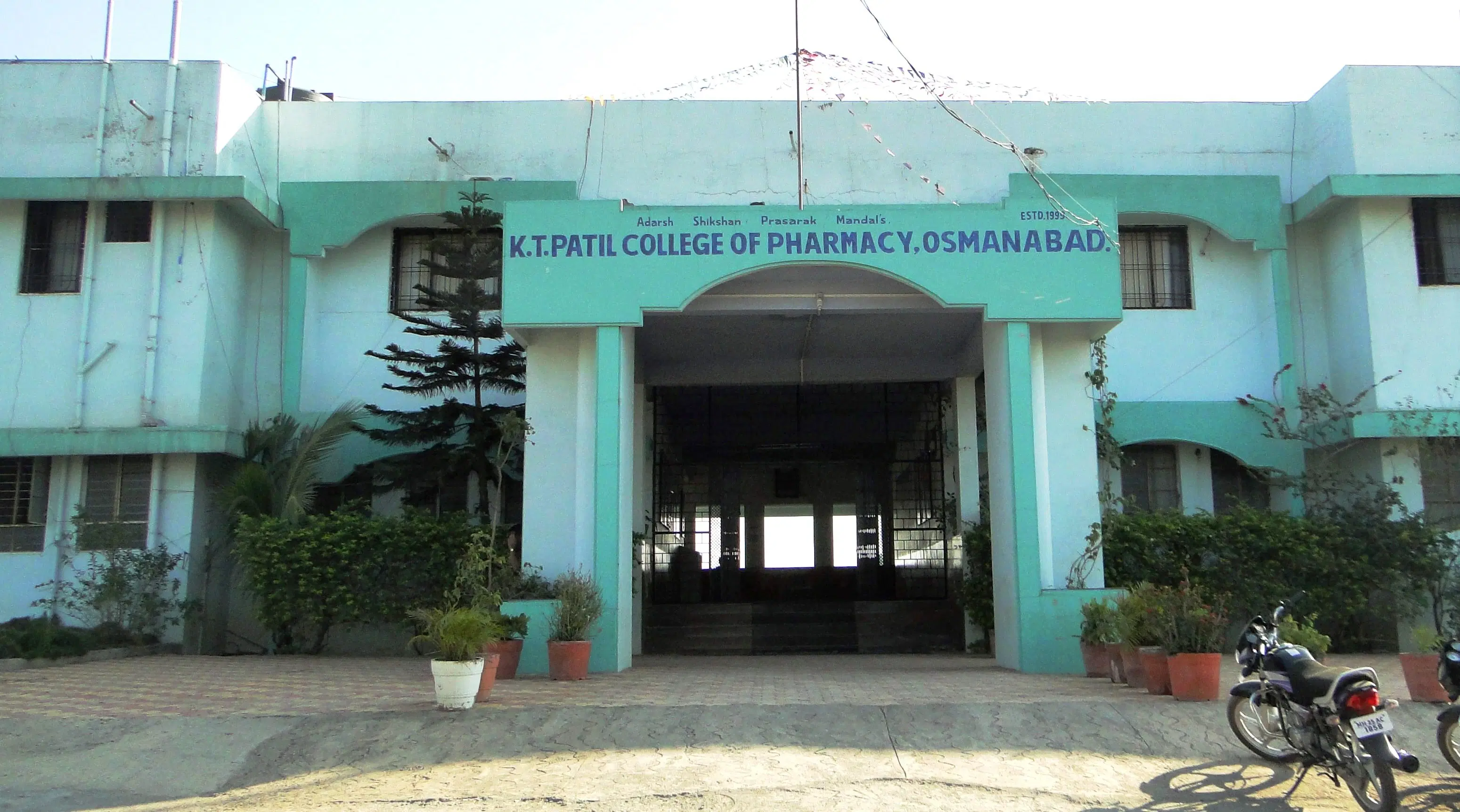 kt-patil-college-of-pharmacy-ktpcop_001.jpg