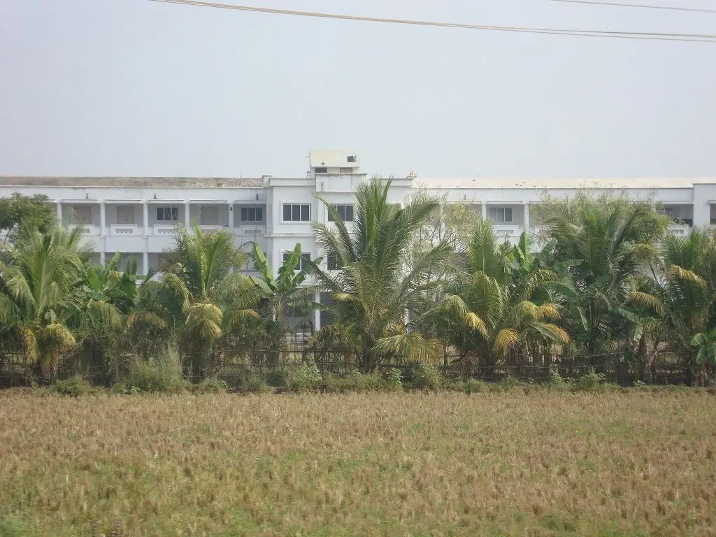 mannai-narayanasamy-college-of-nursing_001.jpg