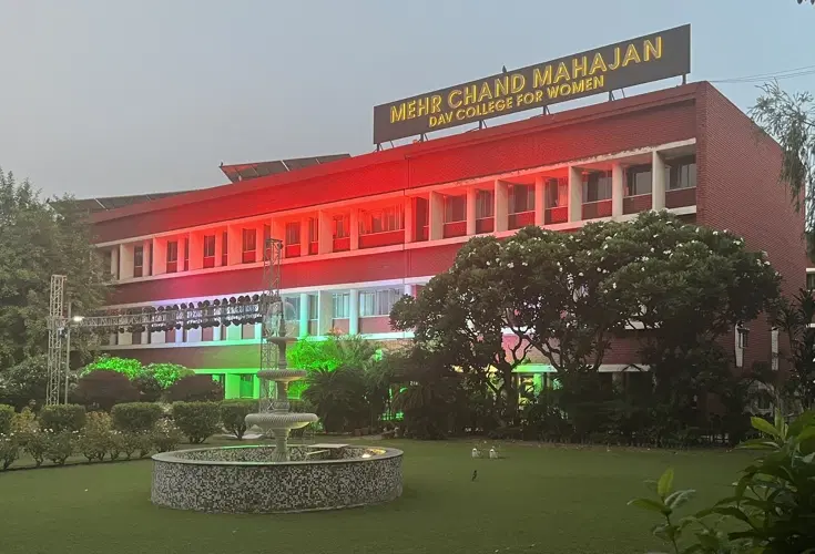 mehr-chand-mahajan-dayanand-anglo-vedic-college-for-women-mcm-dav_001.jpg