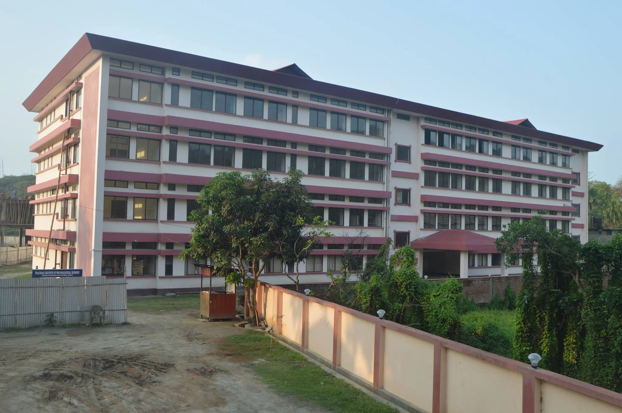 pratiksha-institute-of-pharmaceutical-sciences-pips_001.jpg