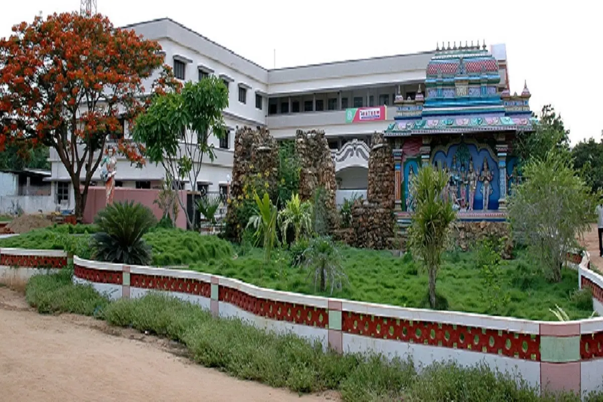 ratnam-institute-of-pharmacy_001.jpg