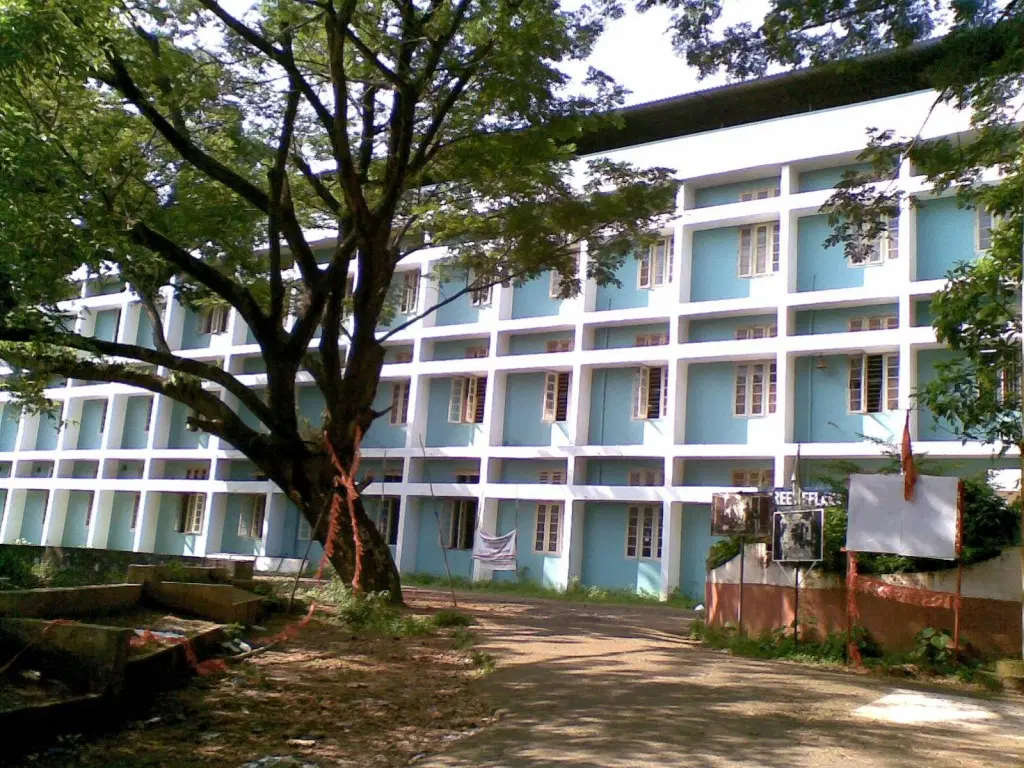 sree-neelakanta-government-sanskrit-college-pattambi_001.jpg