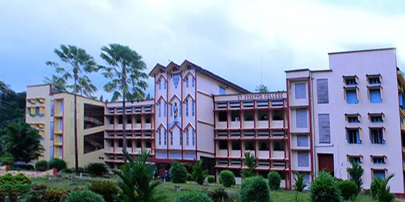 st-josephs-college-moolamattam_001.jpg