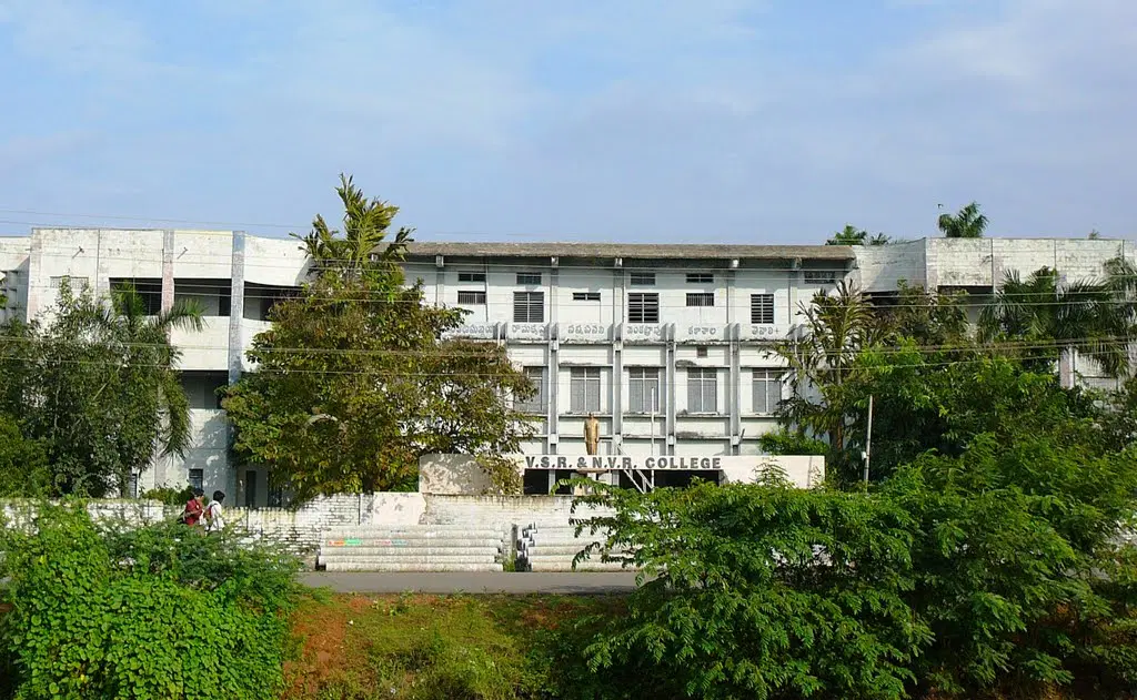 vsr-and-nvr-college_001.jpg