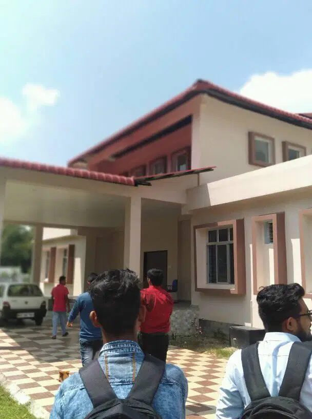 golaghat-polytechnic_001.jpg