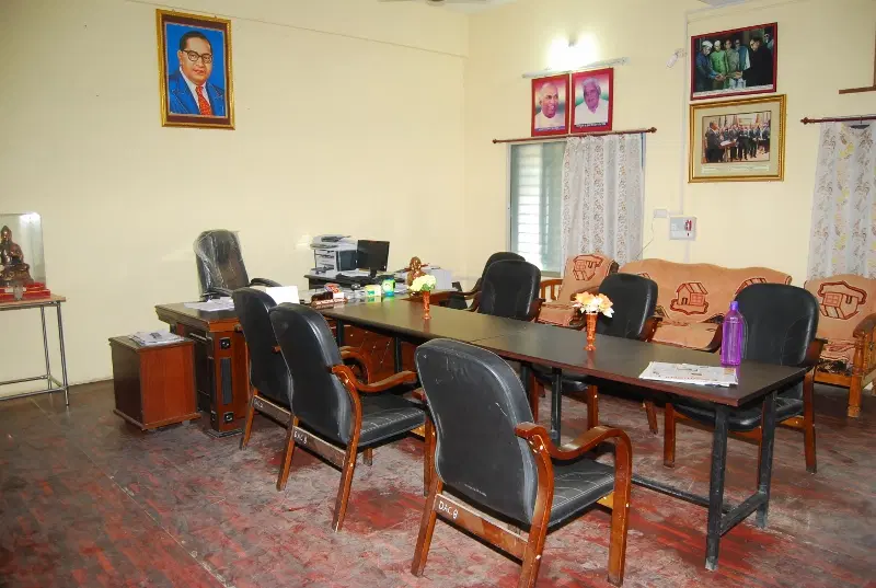dr-ambedkar-college-of-arts-commerce_001.jpg