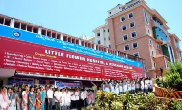 little-flower-institute-of-medical-science-research-centre-limsar-angamaly_001.jpg