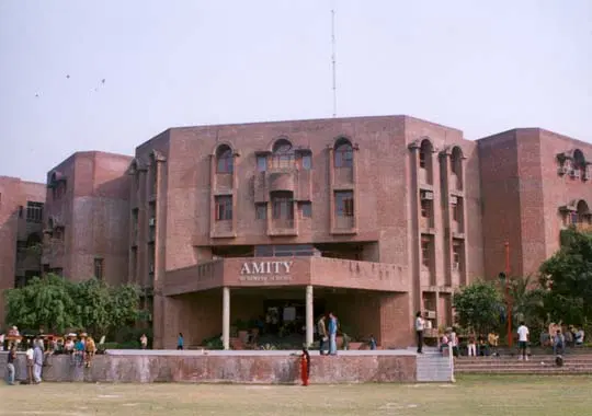 amity-nursing-college_001.jpg