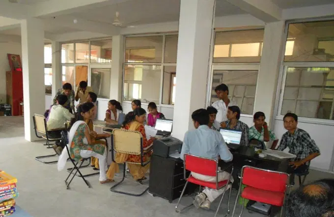 saraswati-college-of-computer-science-sccs_001.jpg