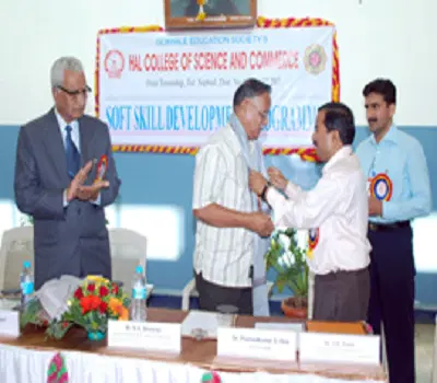 hal-college-of-science-commerce_001.png
