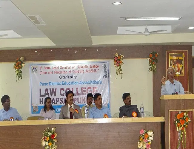 pdeas-law-college-hadapsar_001.jpg