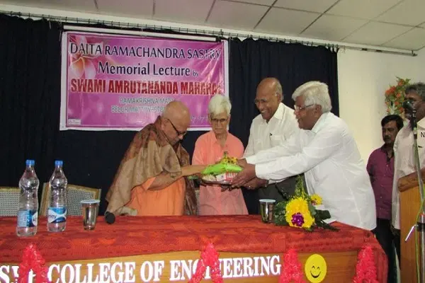 daita-madhusudana-sastry-sri-venkateswara-hindu-college-of-engineering-dmssvhce_001.jpg