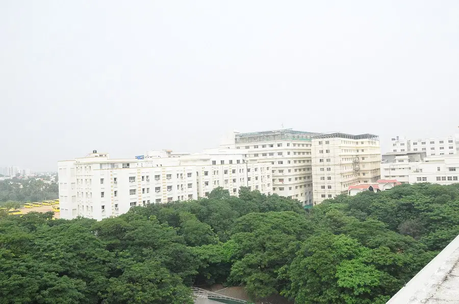 easwari-engineering-college-eec_001.jpg