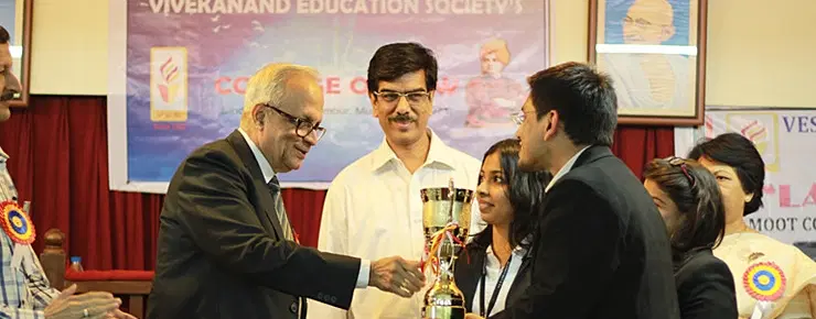 vivekanand-education-societys-college-of-law-vescol_001.jpg