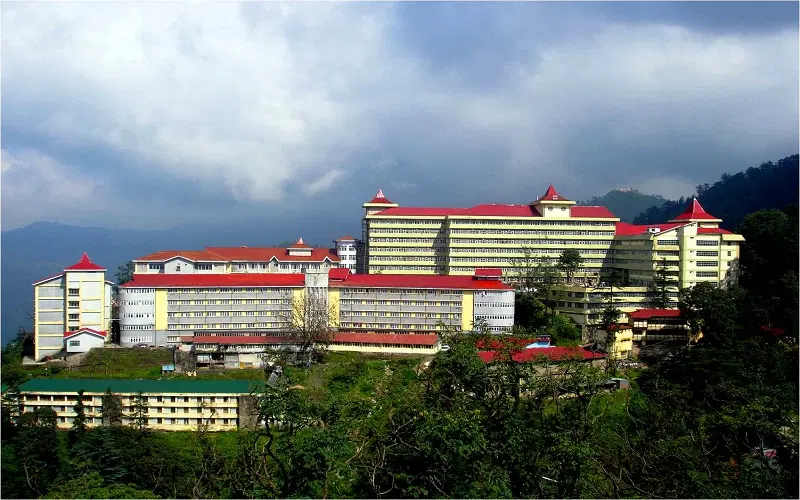 indira-gandhi-medical-college-igmc_001.jpg