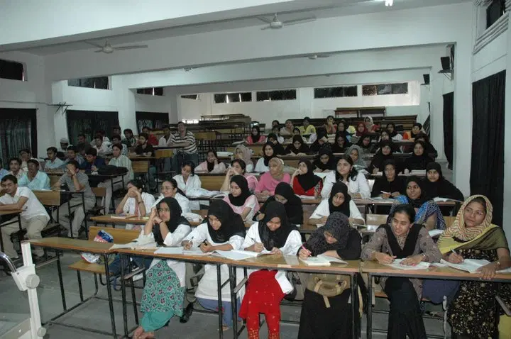 medical-college-baroda_001.jpg