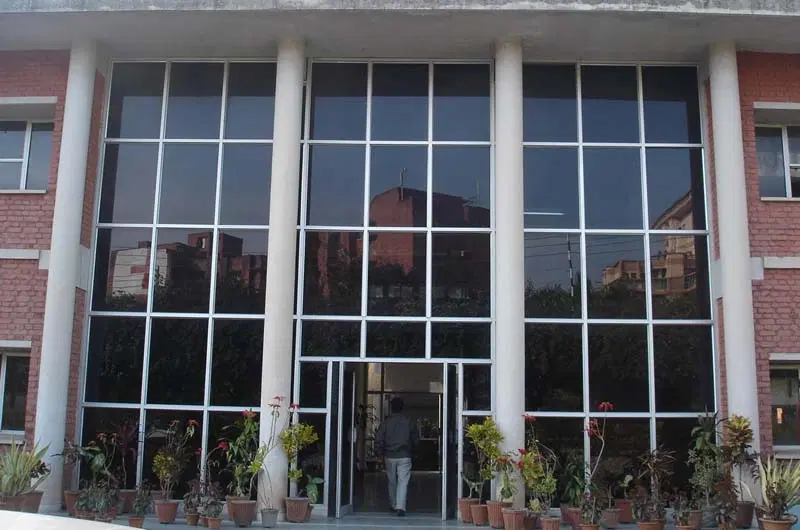 acharya-shri-chander-college-of-medical-sciences_001.jpg