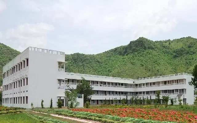 andhra-loyola-institute-of-engineering-aliet_001.jpg