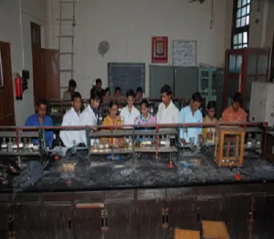 government-motilal-vigyan-mahavidyalaya_001.jpg