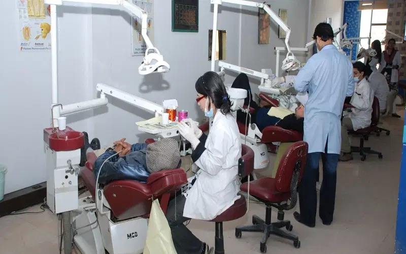 its-dental-college_001.jpg