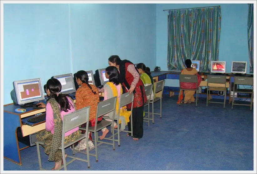 mohini-bmanwani-girls-degree-college_001.jpg