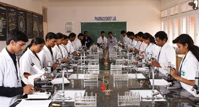 naurang-singh-college-of-pharmacy_001.jpg