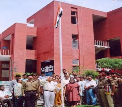 ram-lal-anand-college-rla_001.png
