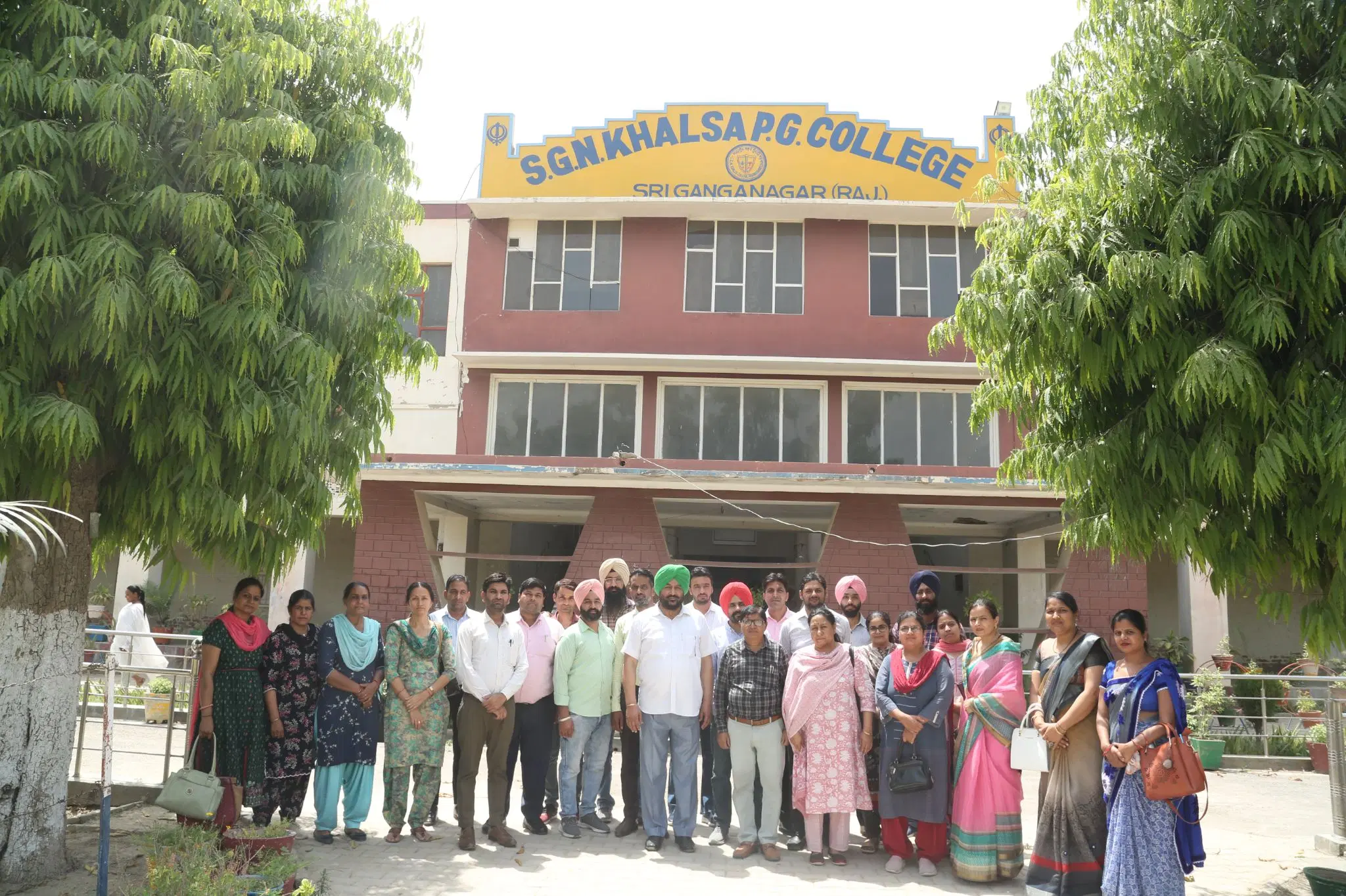 sgn-khalsa-pg-college_001.jpg