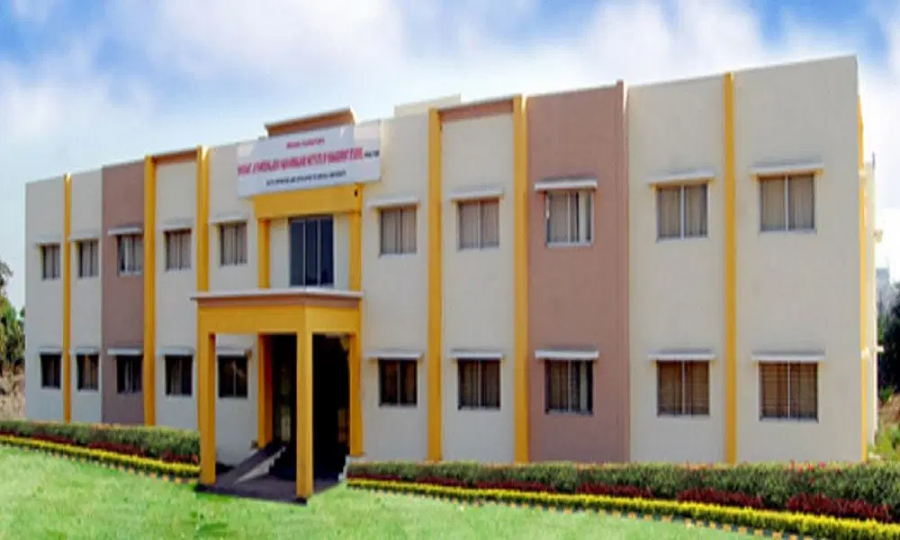 shrimant-jayshreemaladevi-naik-nimbalkar-institute-of-management-studies_001.jpg