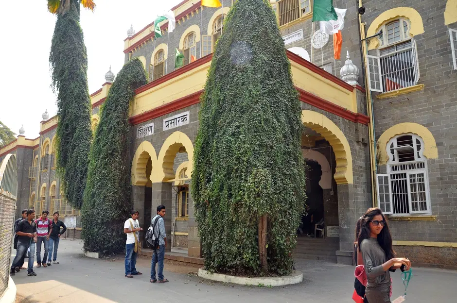 sir-parashurambhau-college_001.jpg