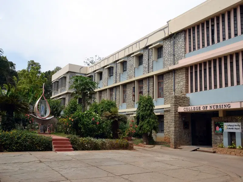 st-marthas-college-of-nursing_001.jpg